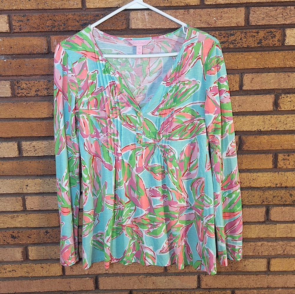 Lilly Pulitzer XS In The Villas Pleated Henley Blouse